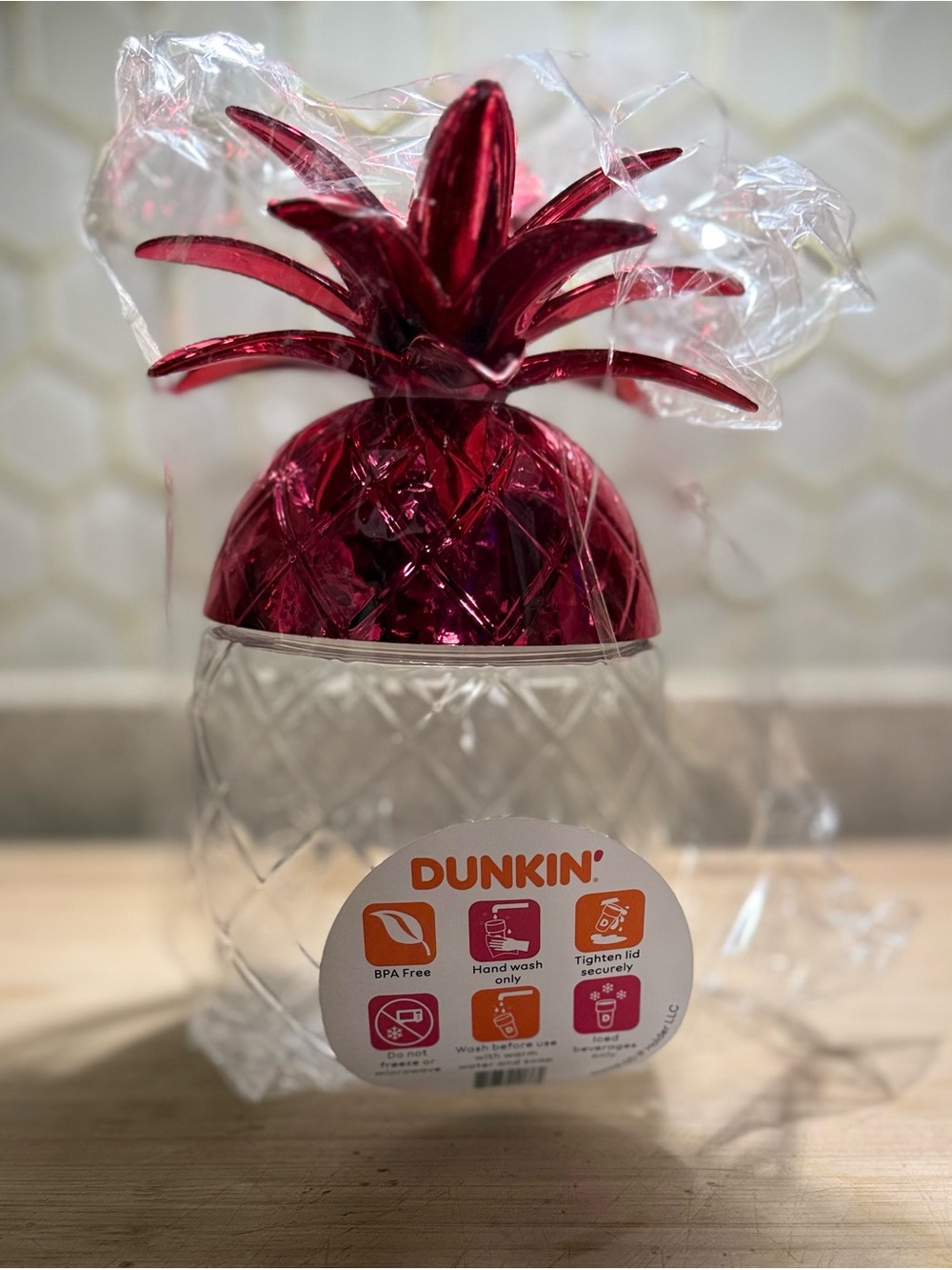 Dunkin Pink Pineapple Tumbler with Decorative Lid